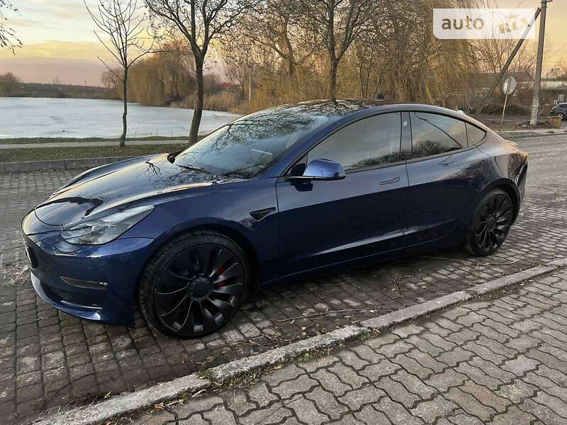2021 tesla model 3