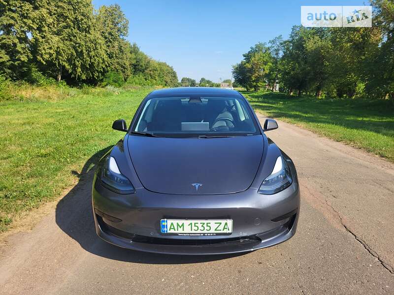 2021 tesla model 3