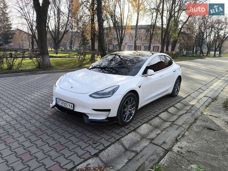 2019 tesla model 3