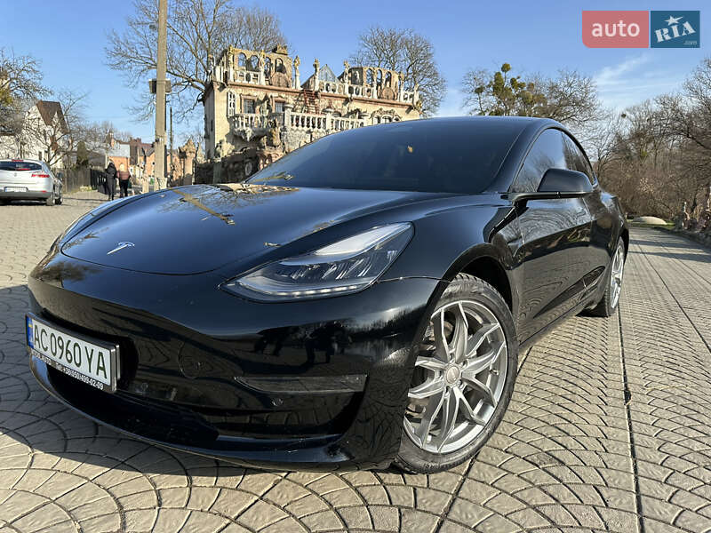 2019 tesla model 3
