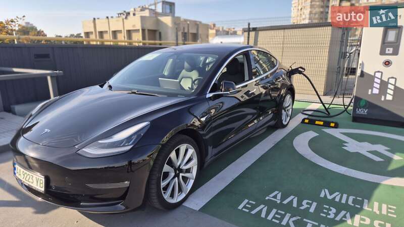 2019 tesla model 3