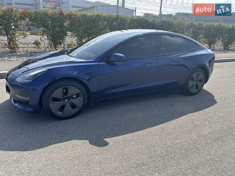 2021 tesla model 3