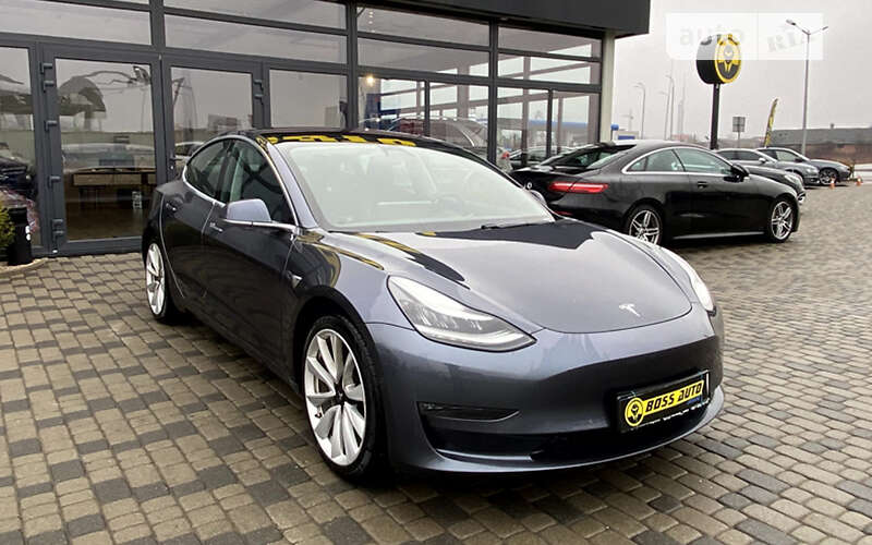 2019 tesla model 3