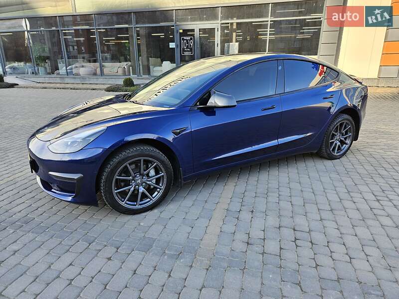 2020 tesla model 3