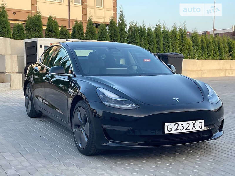 2019 tesla model 3