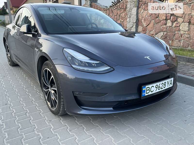 2020 tesla model 3