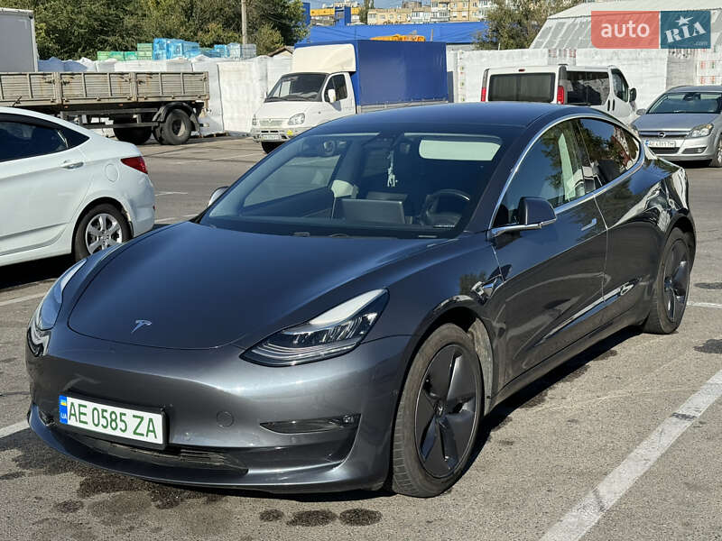 2019 tesla model 3