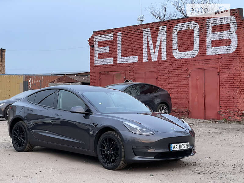 2021 tesla model 3