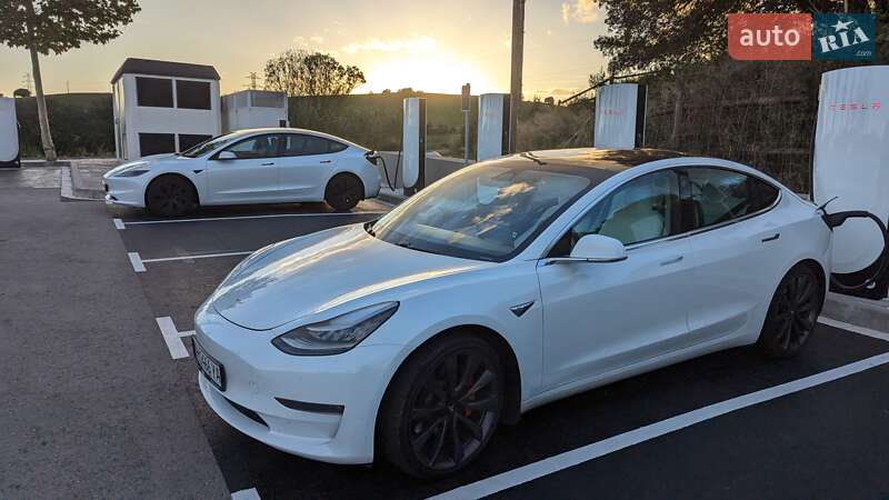 2020 tesla model 3