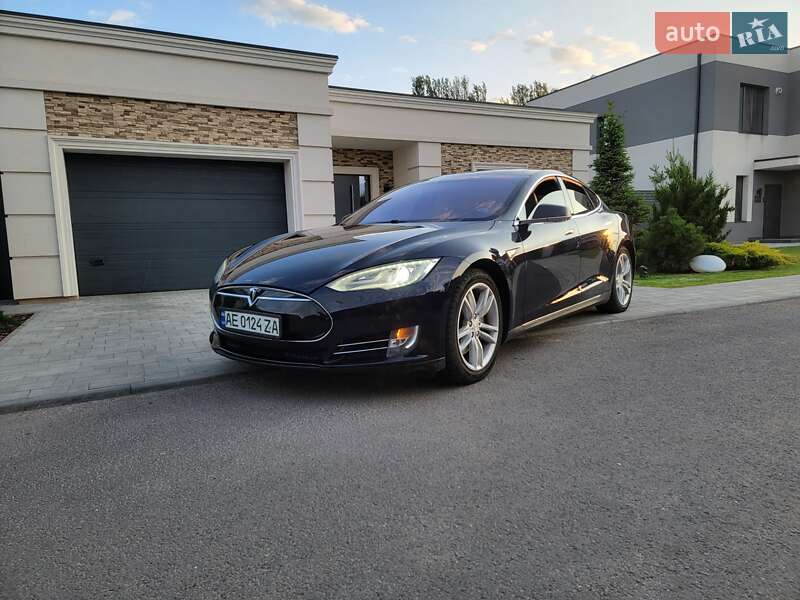 2013 tesla model s