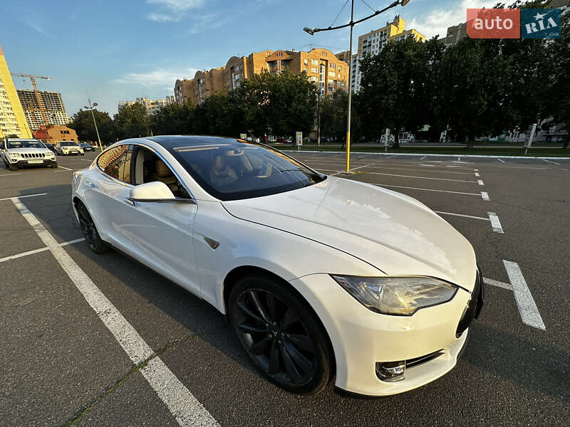 2013 tesla model s