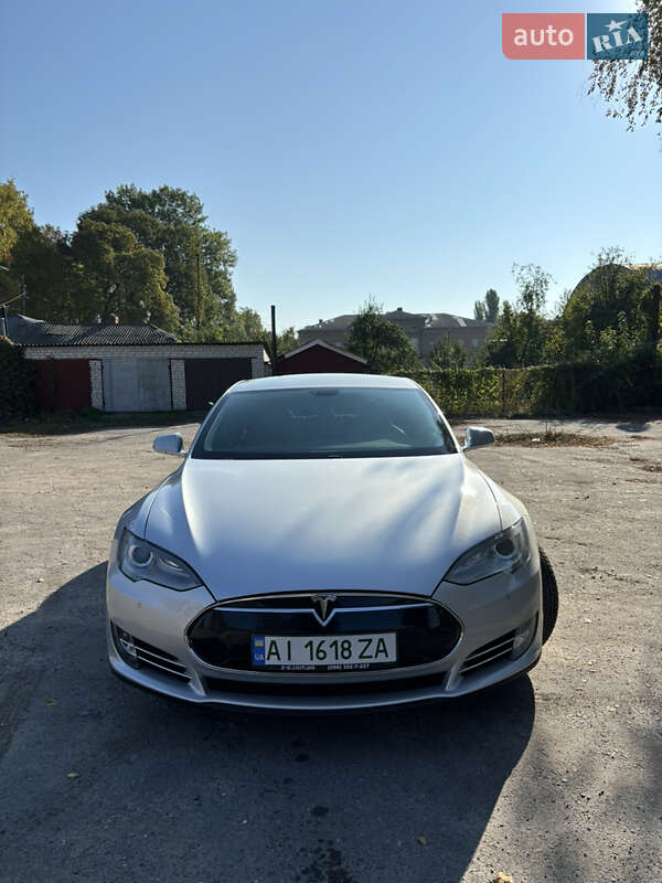2013 tesla model s