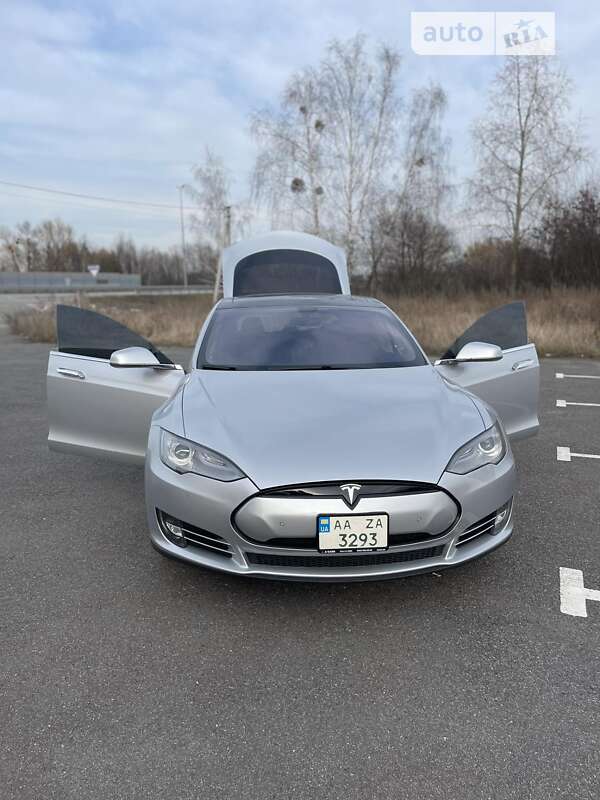 2013 tesla model s