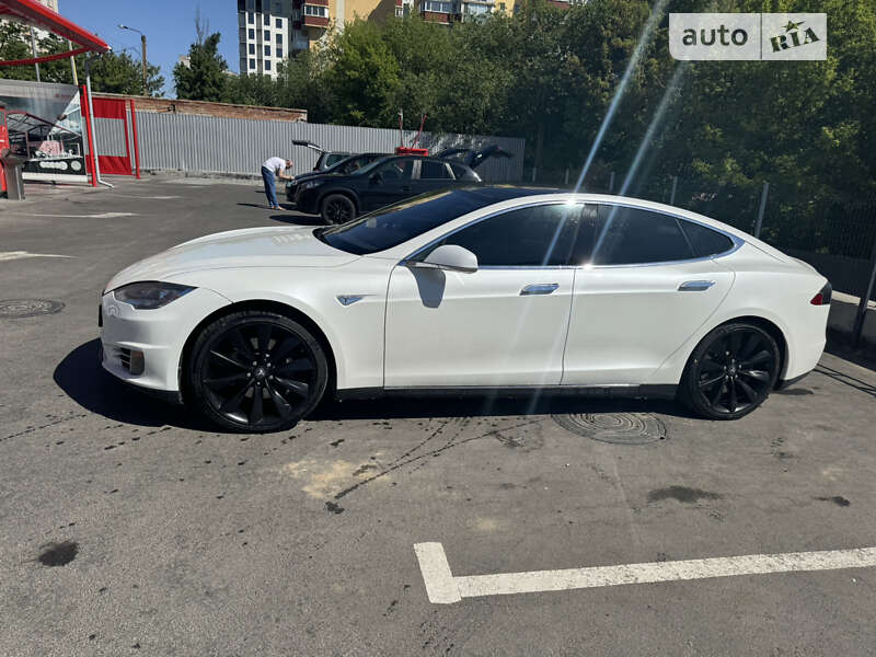 2013 tesla model s