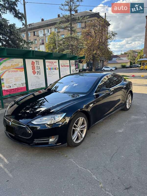 2013 TESLA Model S