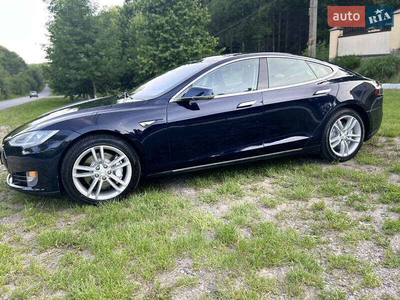 2013 TESLA Model S