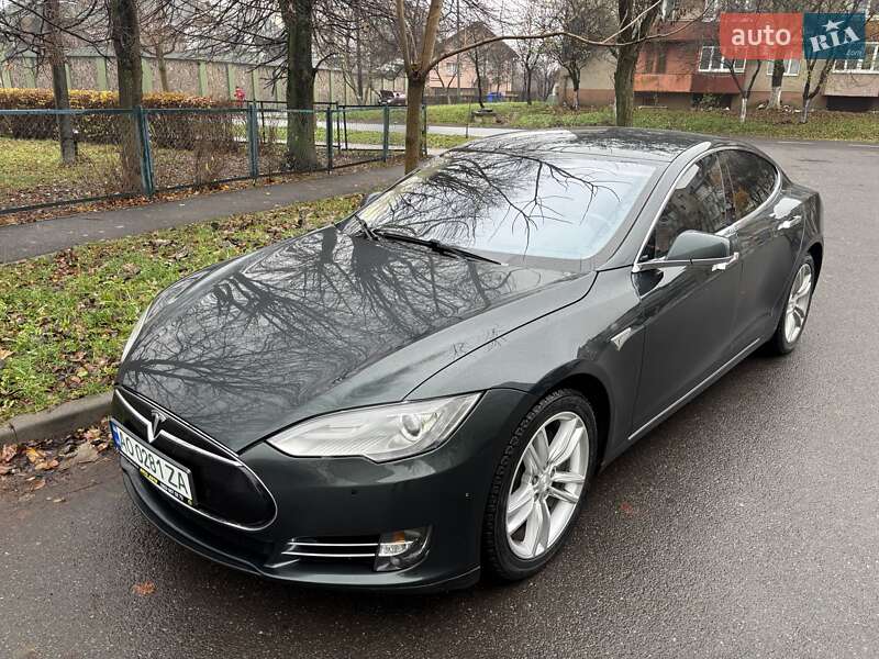 2013 tesla model s