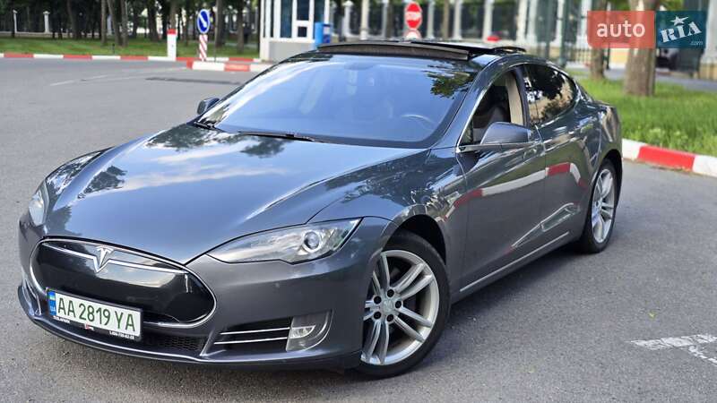 2013 tesla model s