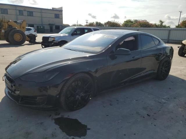 2015 TESLA Model S