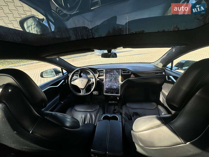2017 TESLA Model S