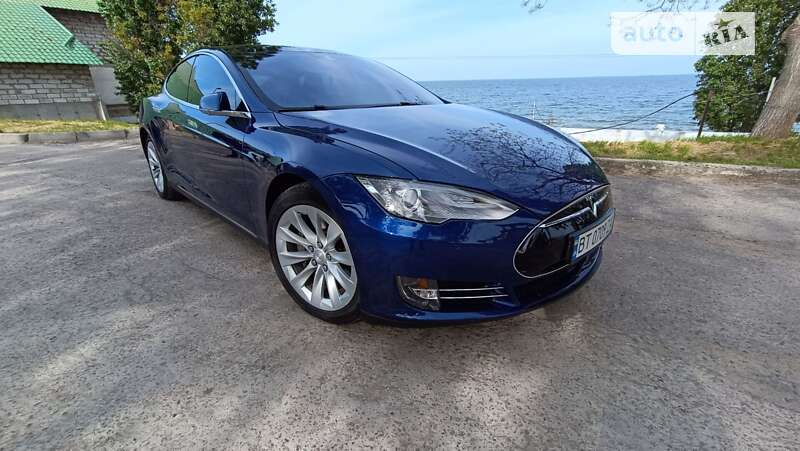 2015 tesla model s