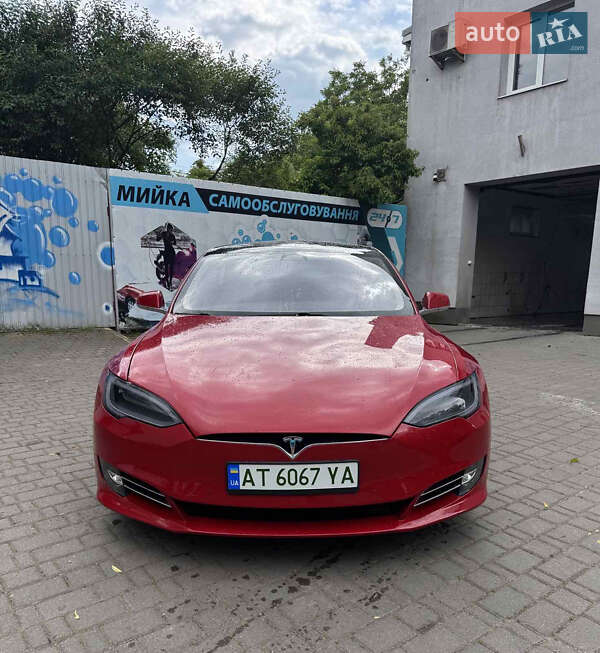2017 TESLA Model S