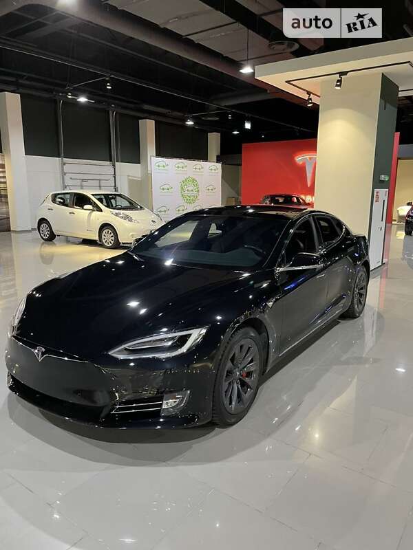2017 TESLA Model S