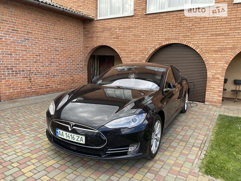 2015 tesla s 85