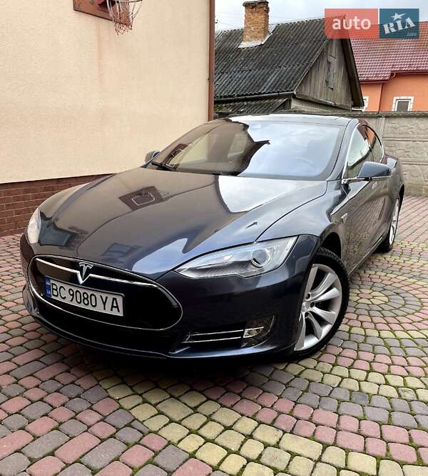 2015 tesla model s