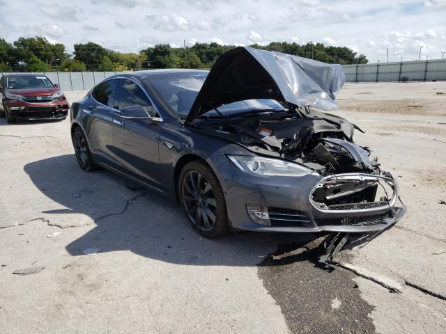 2016 TESLA Model S