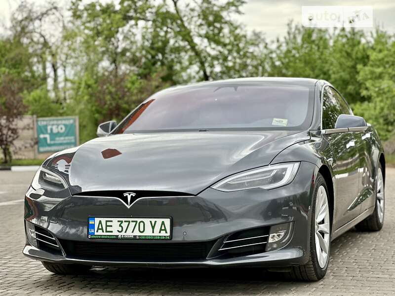 2019 tesla model s