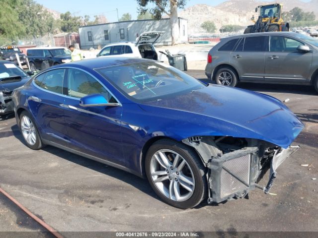 2015 TESLA Model S