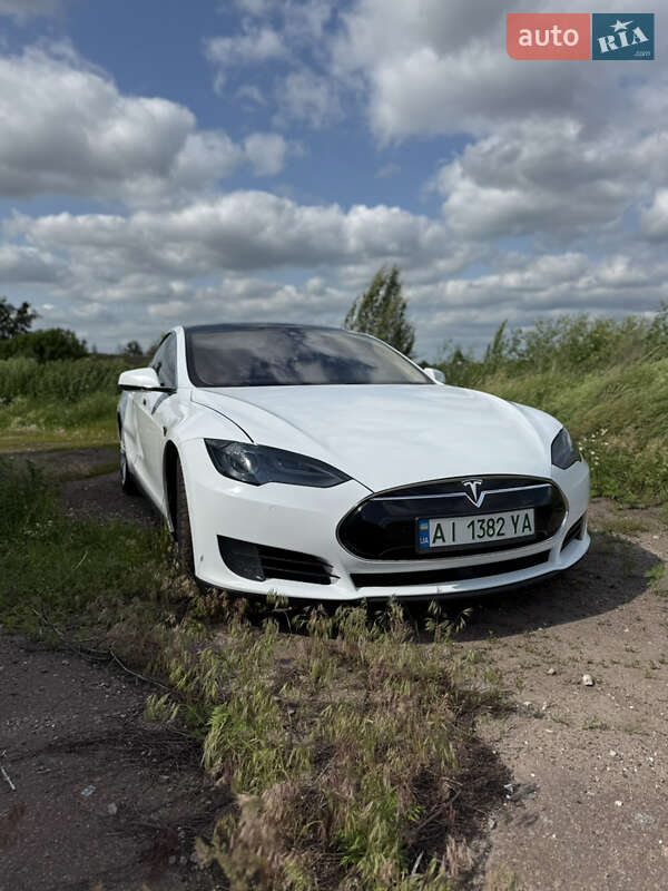2015 tesla model s