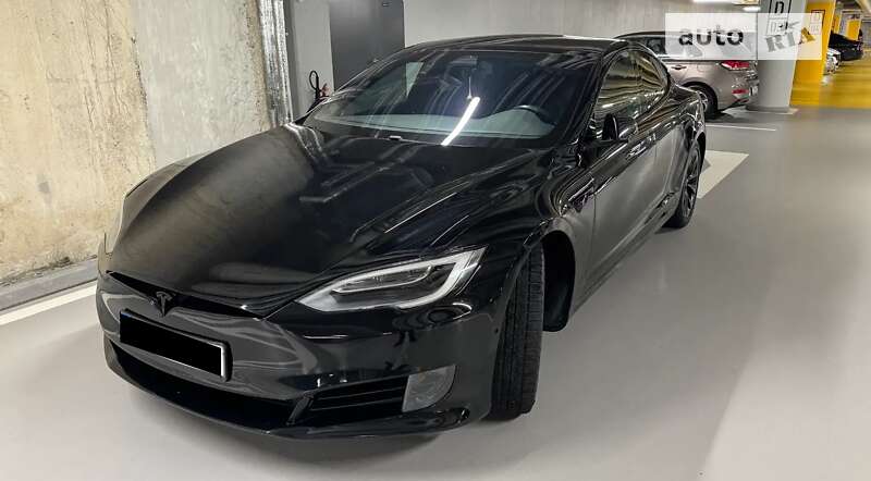 2017 TESLA Model S