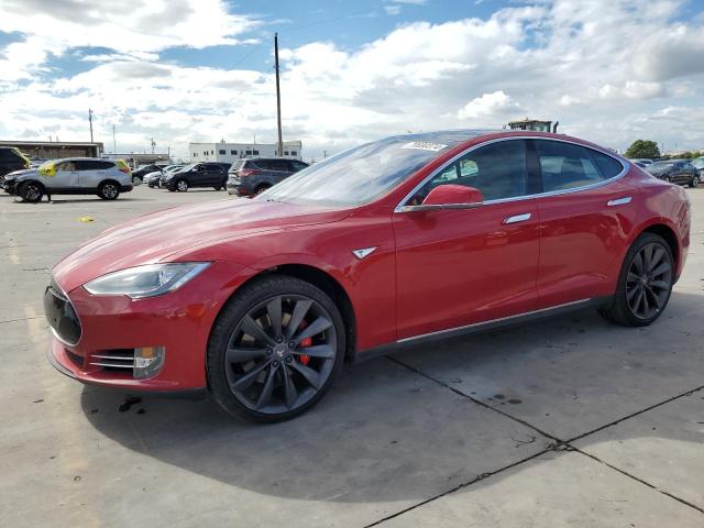 2015 TESLA Model S