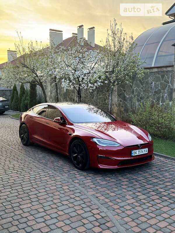 2021 tesla model s