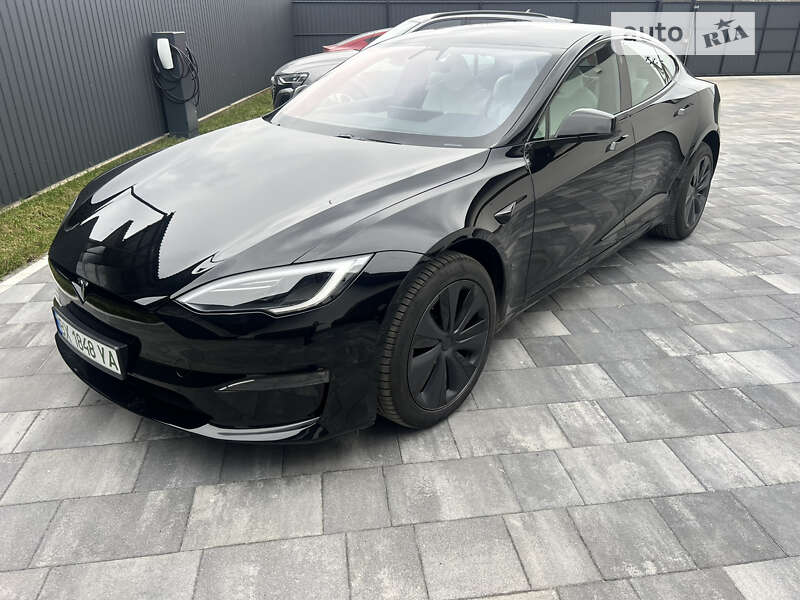 2022 tesla model s