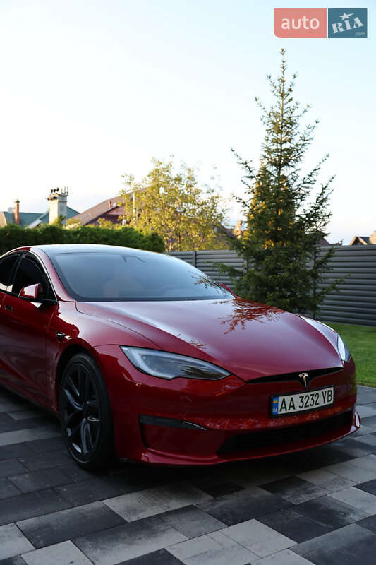 2023 tesla model s