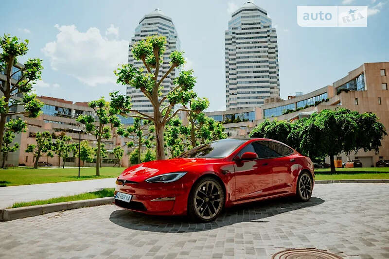 2022 tesla model s