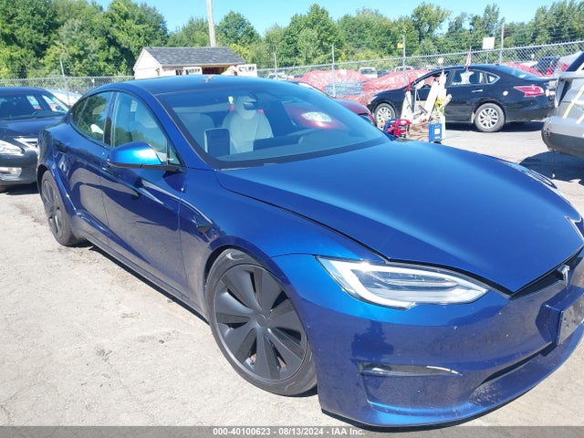 2022 tesla model s