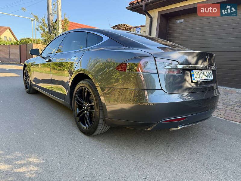 2015 tesla model s