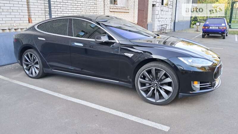 2014 tesla model s