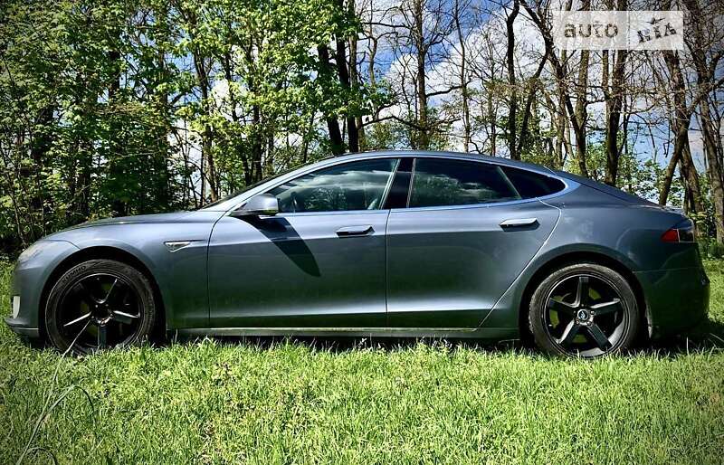 2014 tesla model s