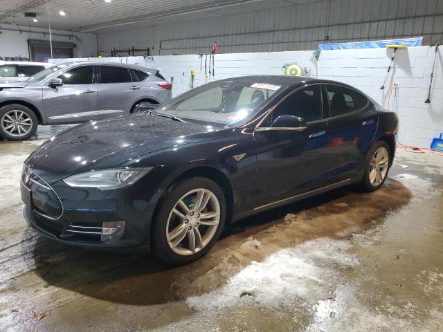 2015 TESLA Model S