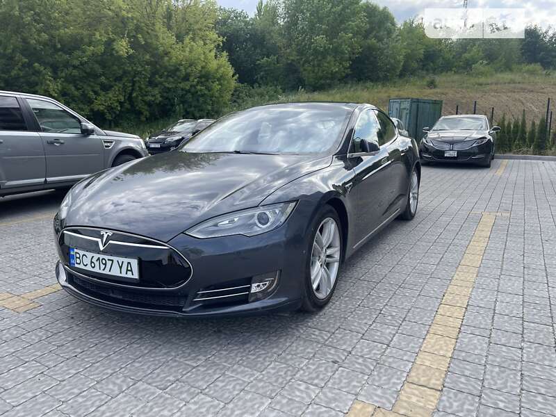 2015 tesla model s
