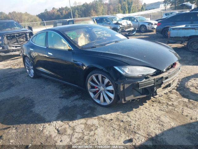 2015 TESLA Model S