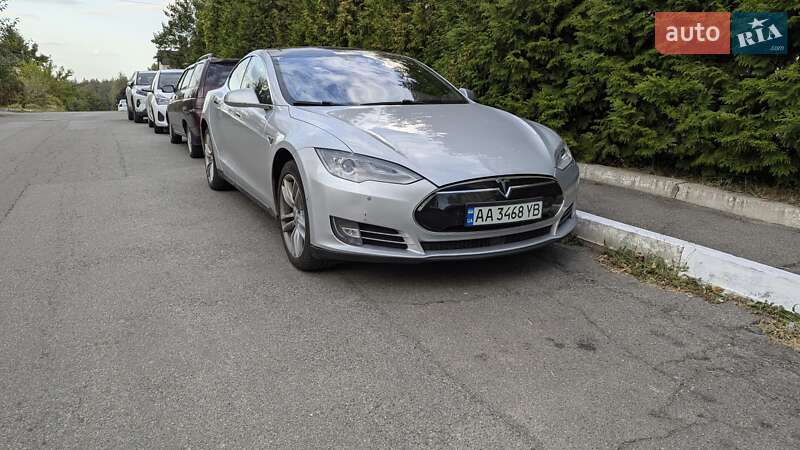 2015 tesla model s