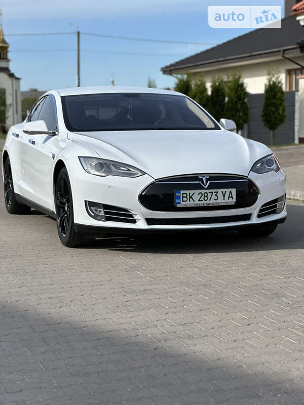 2014 tesla model s