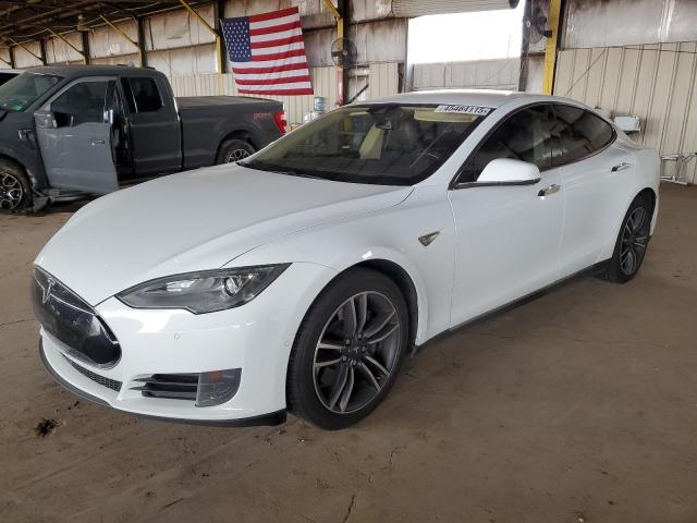 2015 TESLA Model S