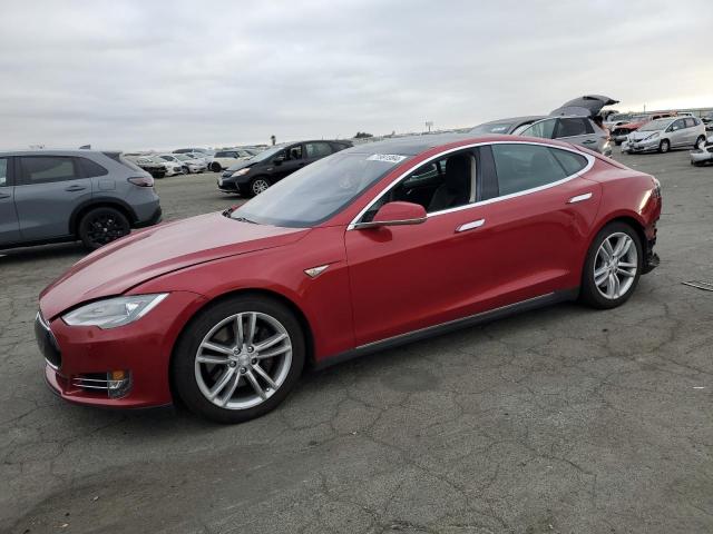 2015 TESLA Model S
